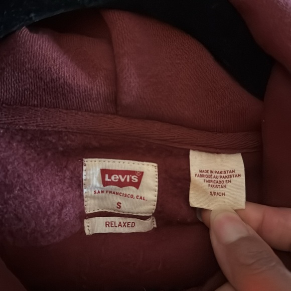 Levi’s Men’s Hoodie- Maroon and Mustard - Picture 4 of 5